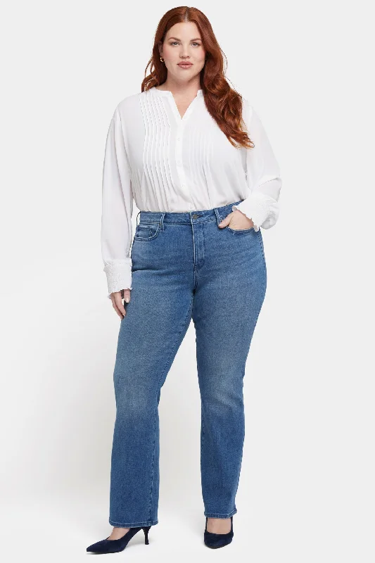 Barbara Bootcut Jeans In Plus Size - Cascade Wave