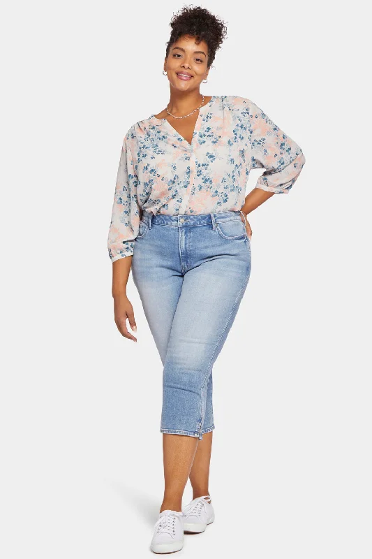 Chloe Capri Jeans In Plus Size - Quinta