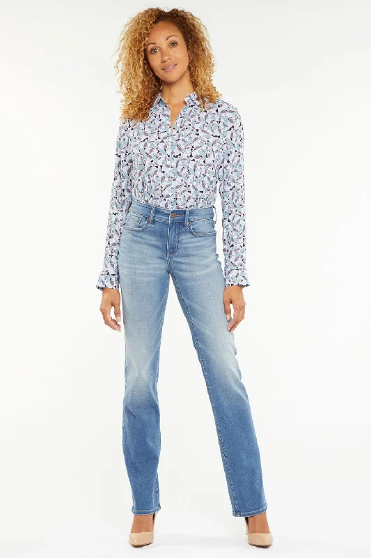 Marilyn Straight Jeans In Petite - Maele