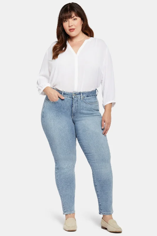 Sheri Slim Jeans In Plus Size - Haley